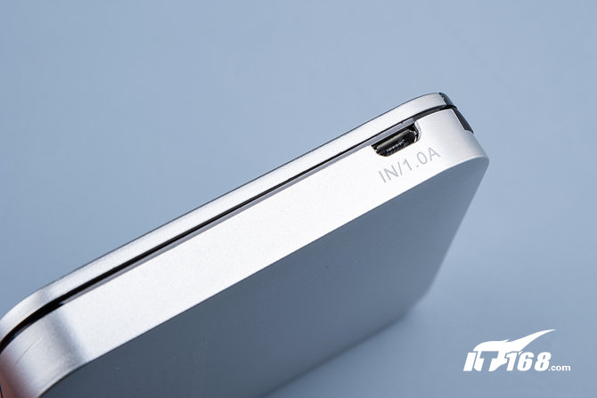 天猫卖假货!20000毫安充电宝实际只有