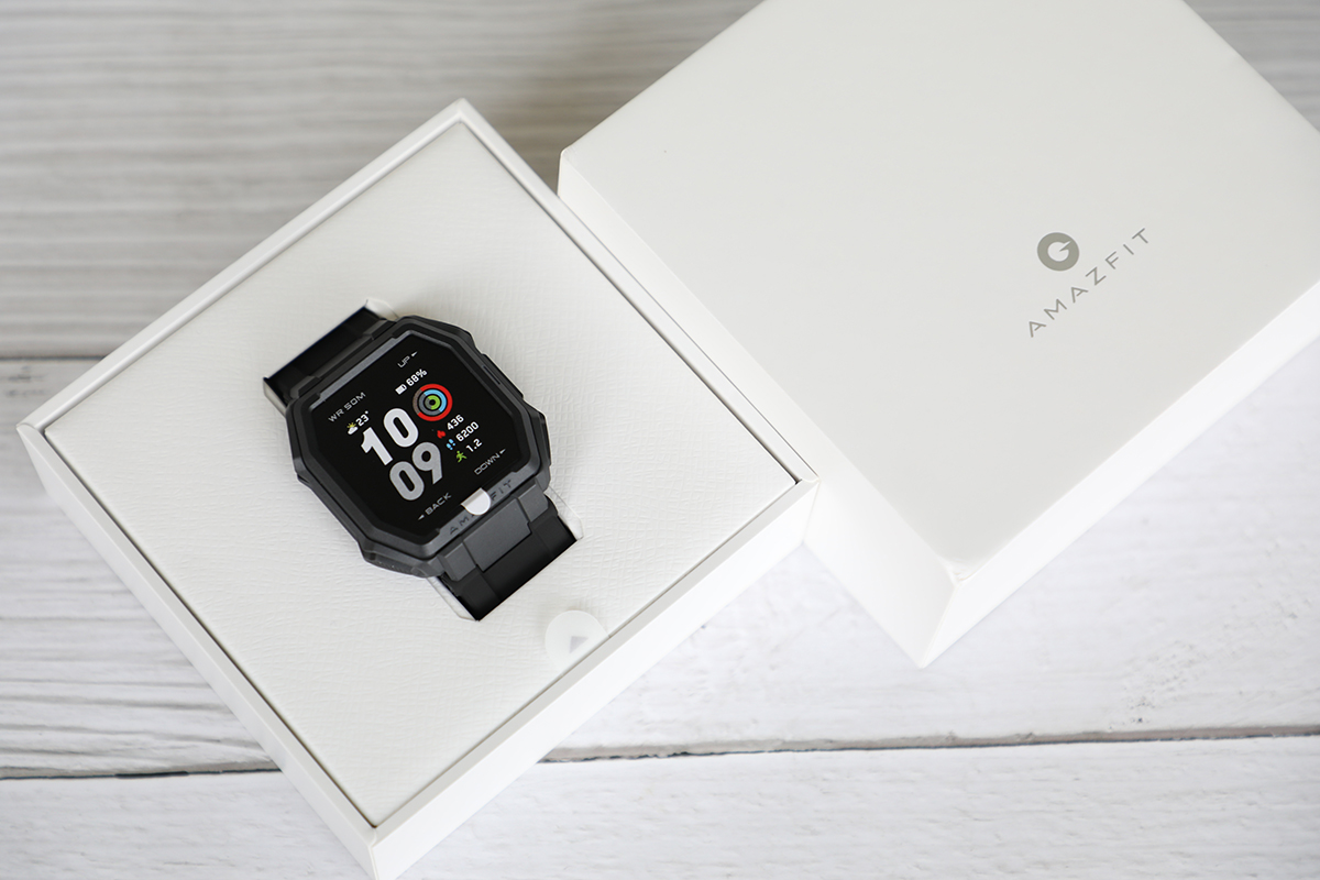 户外运动最佳搭档 Amazfit Ares智能手表开箱