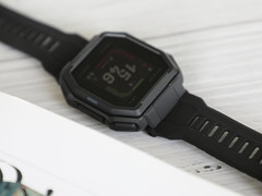 户外运动最佳搭档 Amazfit Ares智能手表开箱
